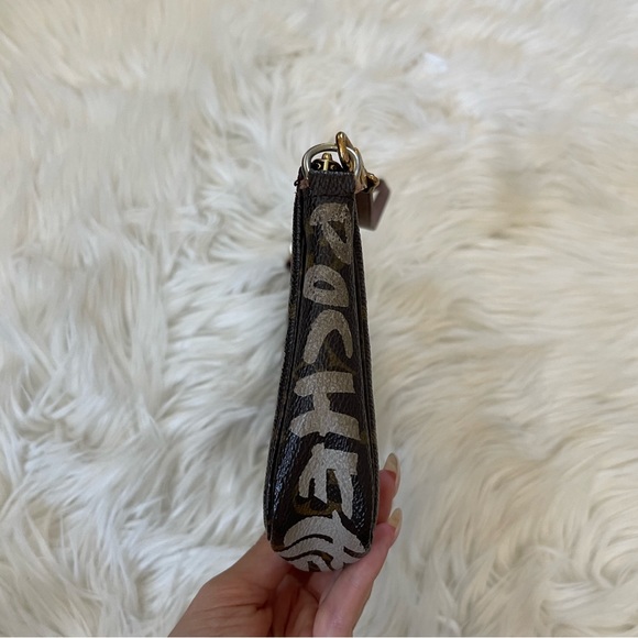 Vintage 2000’s LOUIS VUITTON LV Graffiti Stephen Sprouse Leather Pochette Bag - Picture 5 of 11